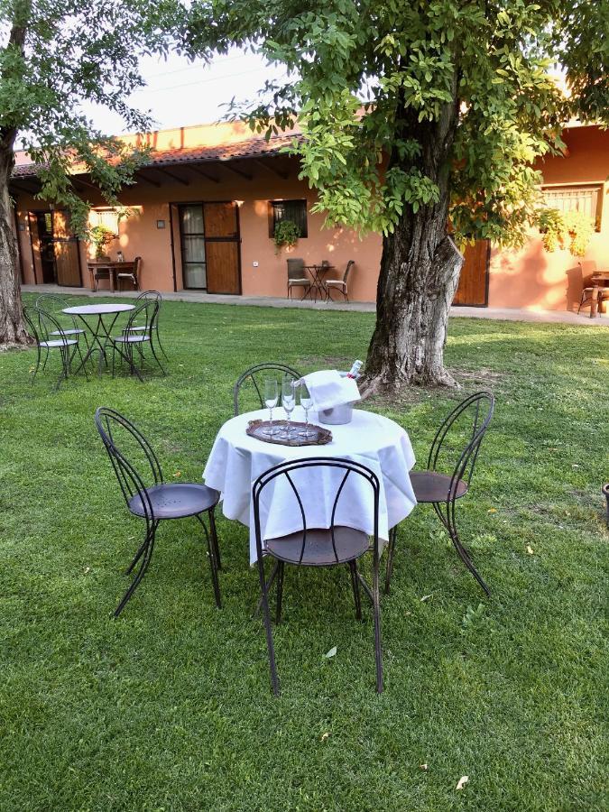 Societa Agricola Le More Agriturismo La Dondina Budrio  Kültér fotó