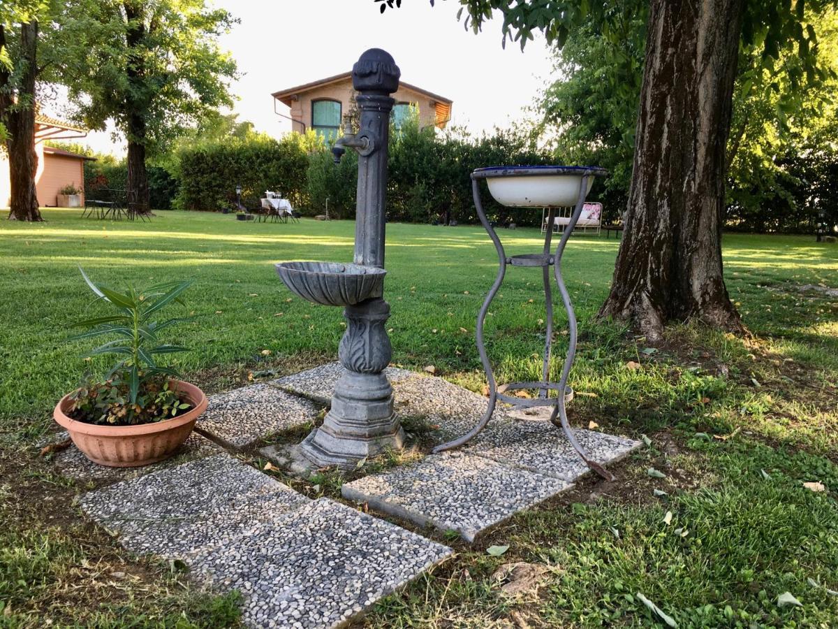 Societa Agricola Le More Agriturismo La Dondina Budrio  Kültér fotó